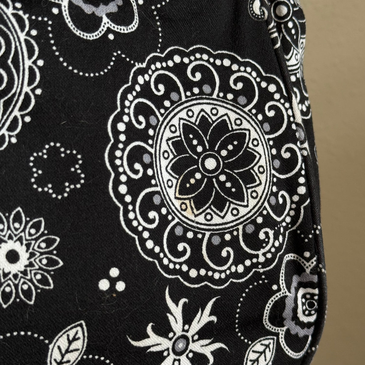Zoe’s whimsical swirl bag