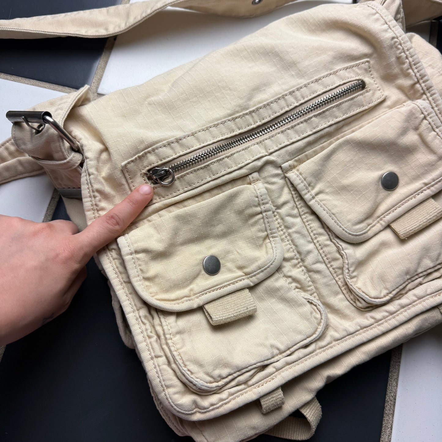 Cargo messenger bag
