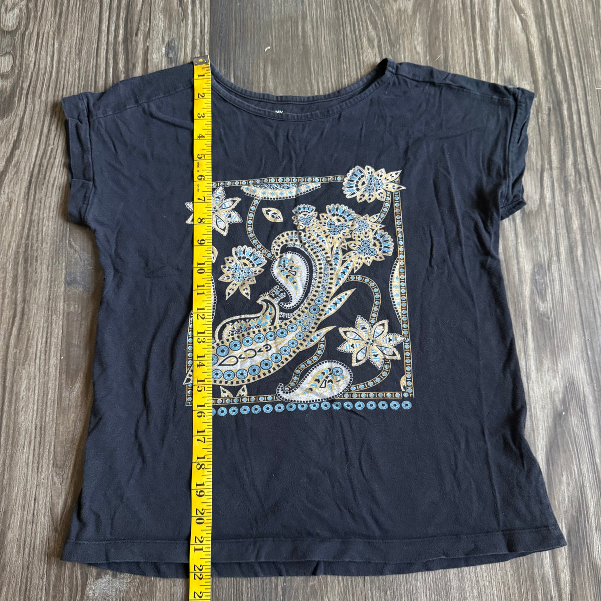 Paisley basic tee