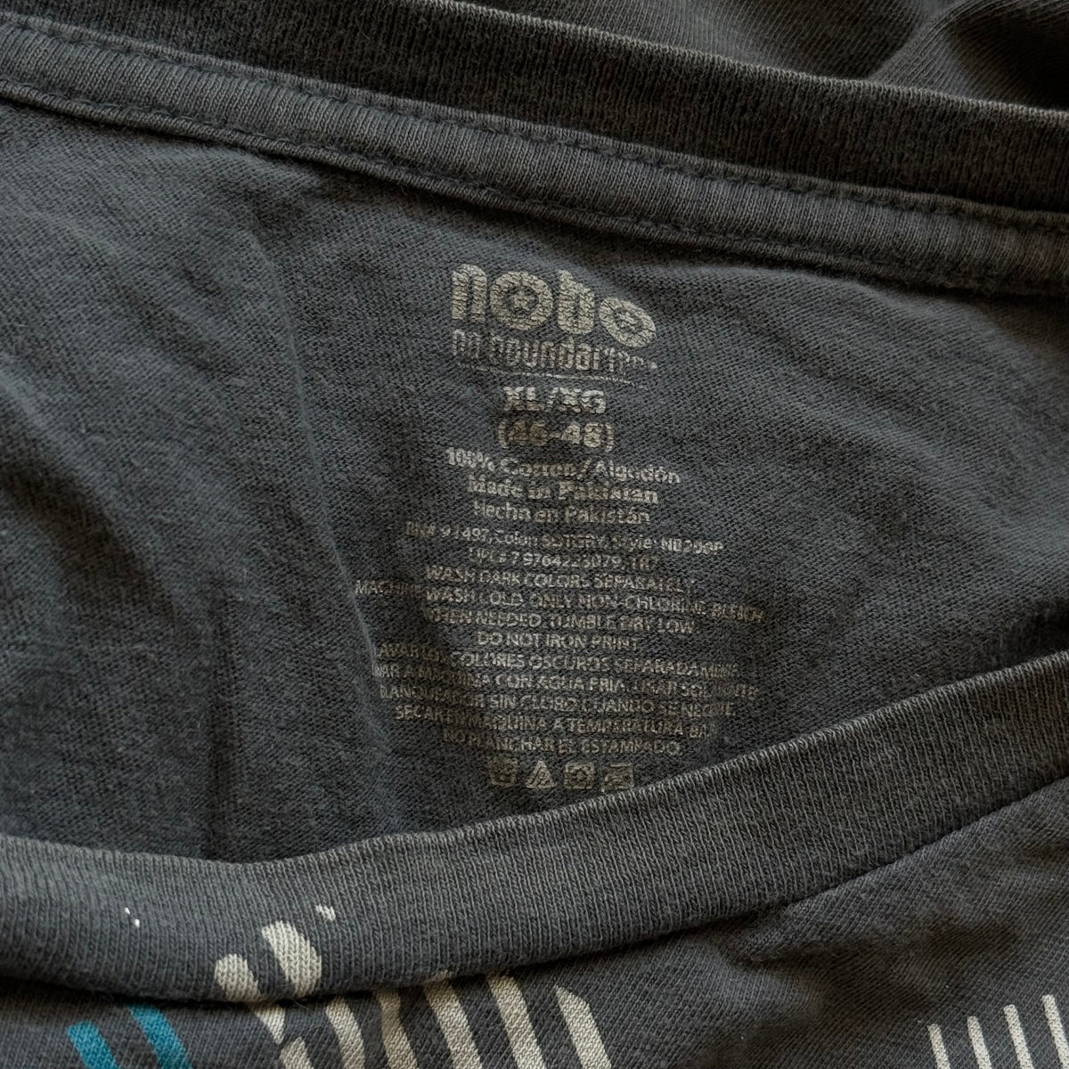 No Boundaries y2k tiger tee