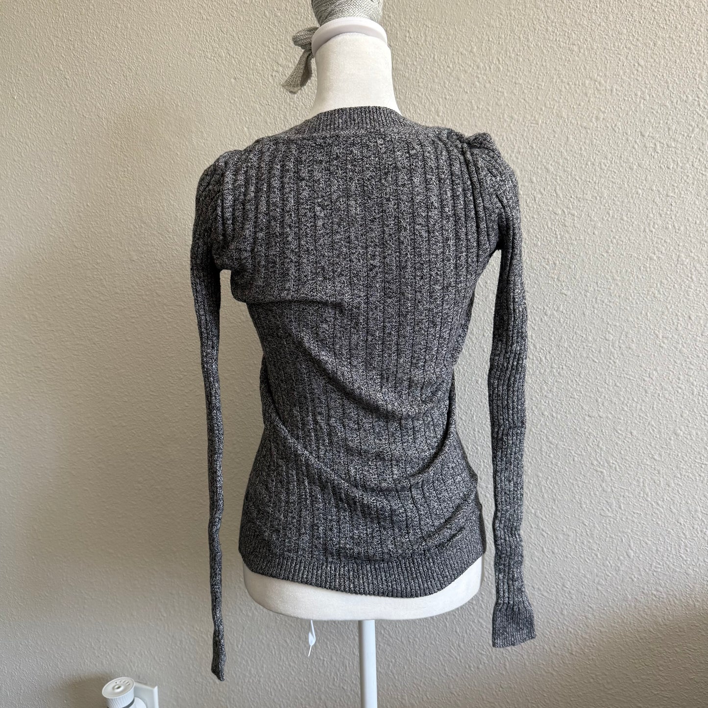 Express grey longsleeve