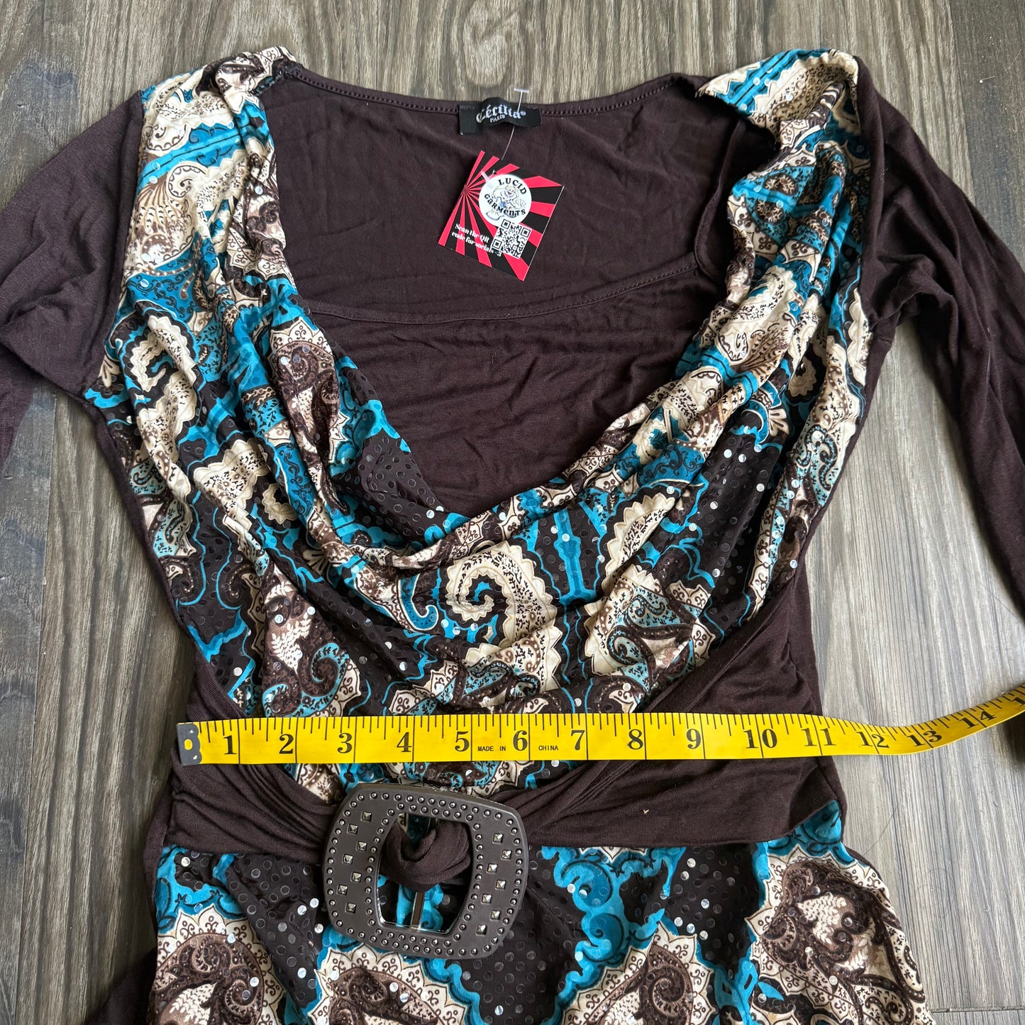 2000s Patterned sleeve top