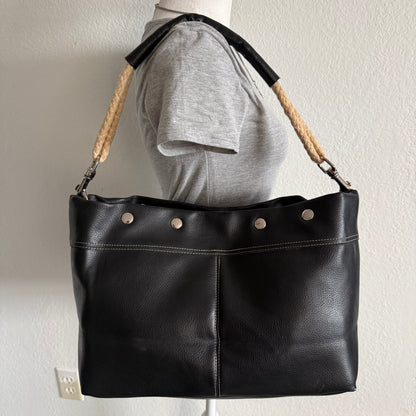 The Carly leather shoulder bag