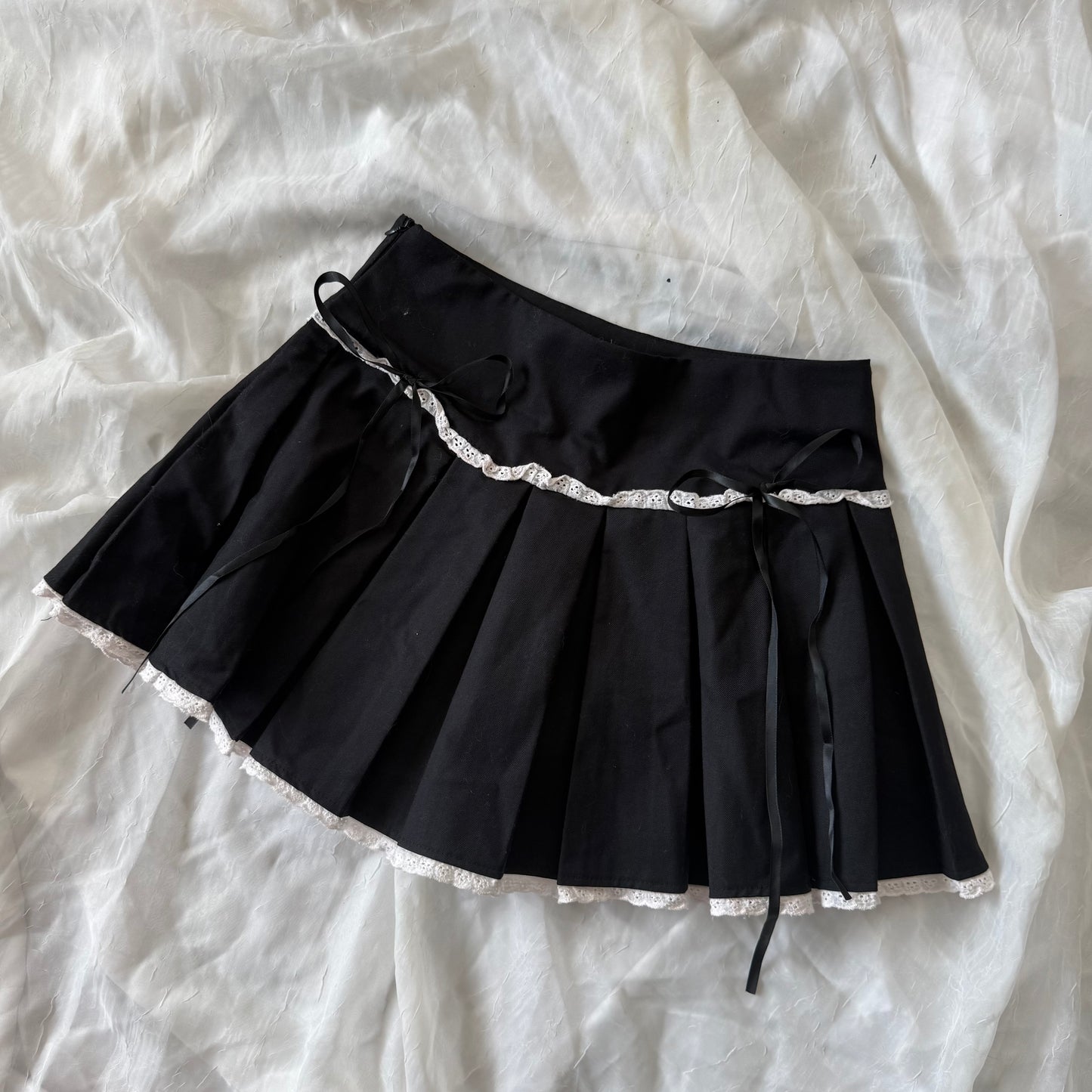 Pleated babydoll skirt