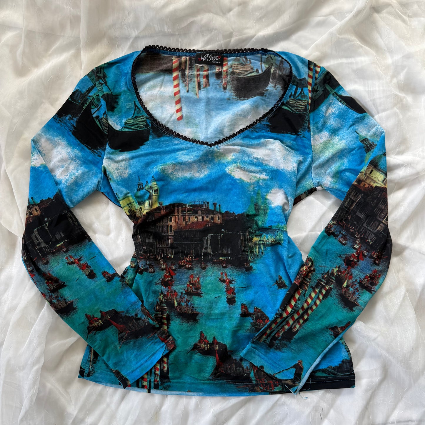 y2k euro style long sleeve top
