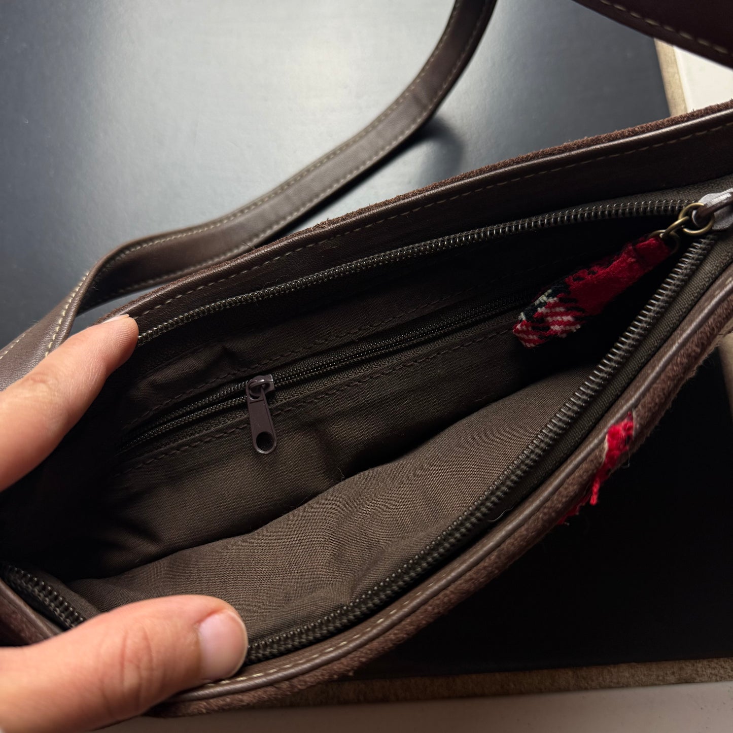 Puppy shoulder bag