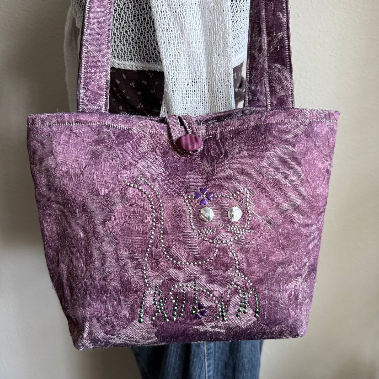 Whimsical cat shoulder bag