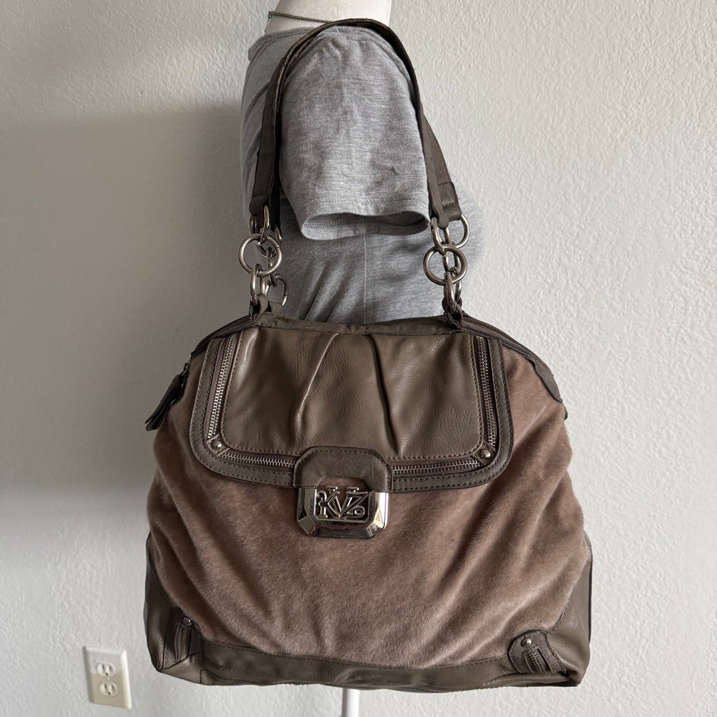 Kathy faux fur shoulder bag