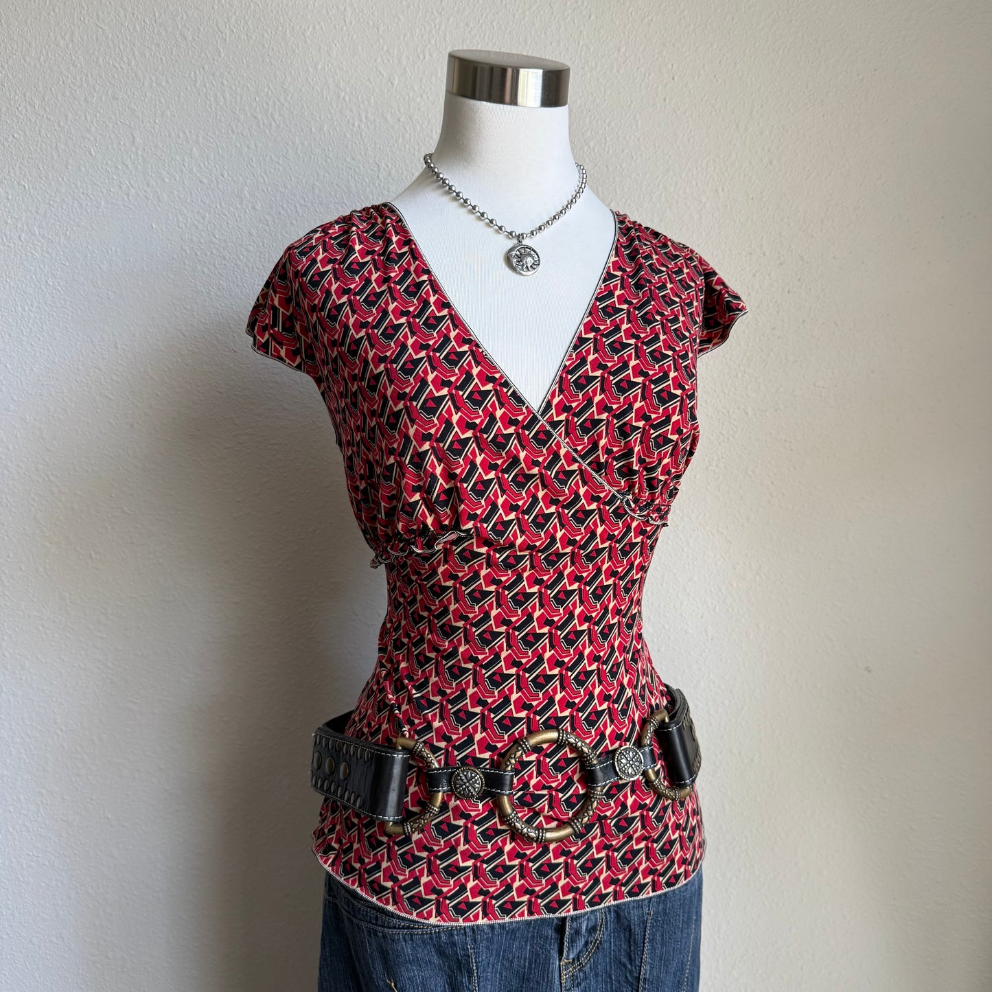 Red patterned picnic top