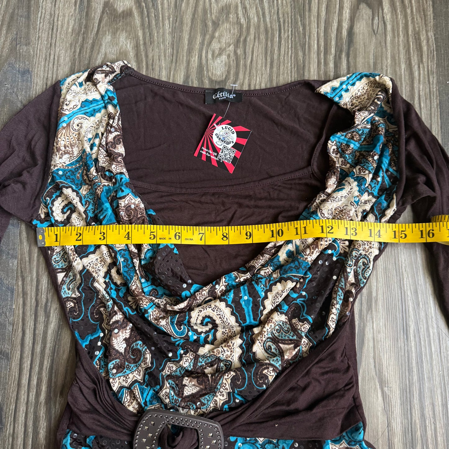 2000s Patterned sleeve top