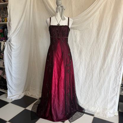 2000s Betsey flower beaded red prom gown