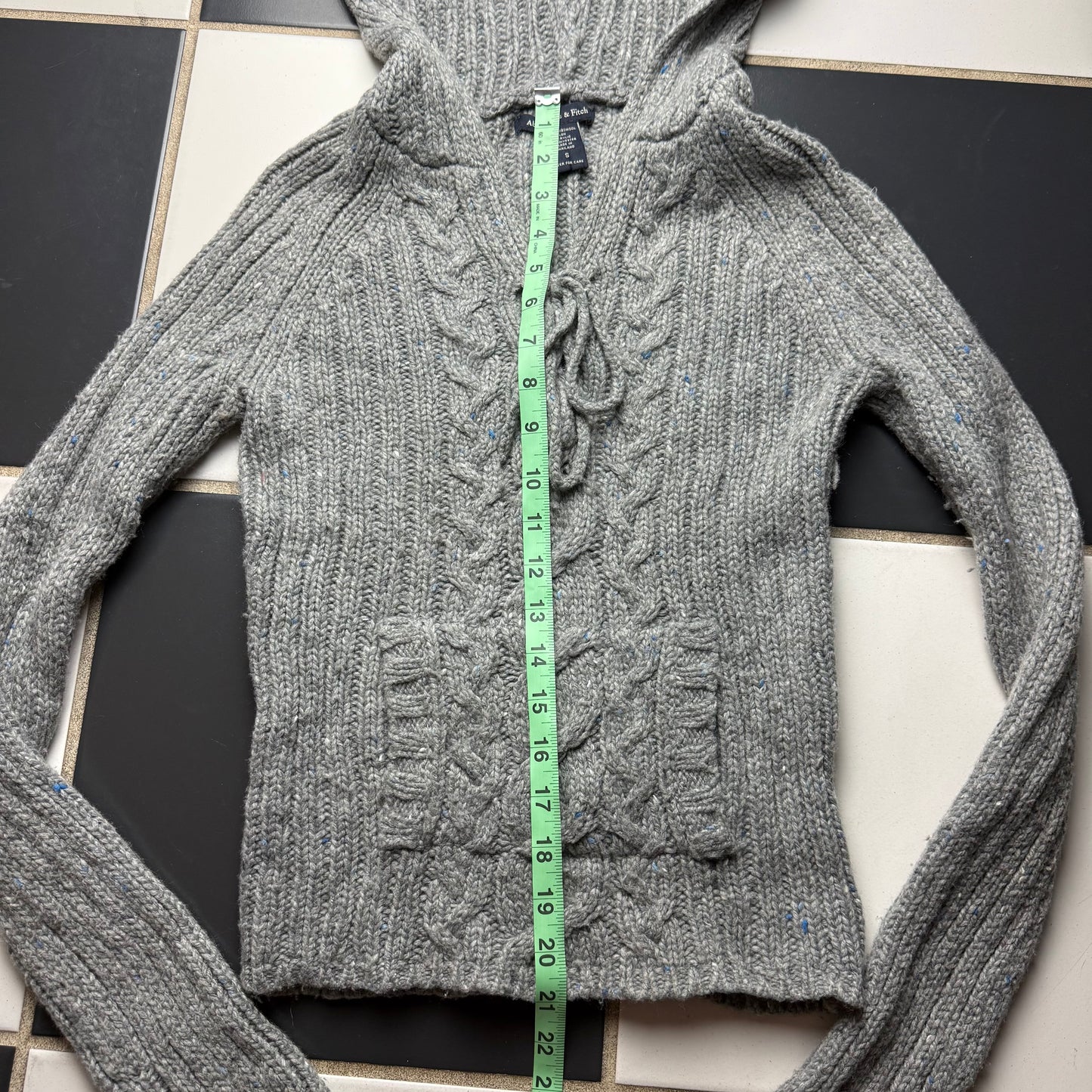 abercrombie & fitch sweater