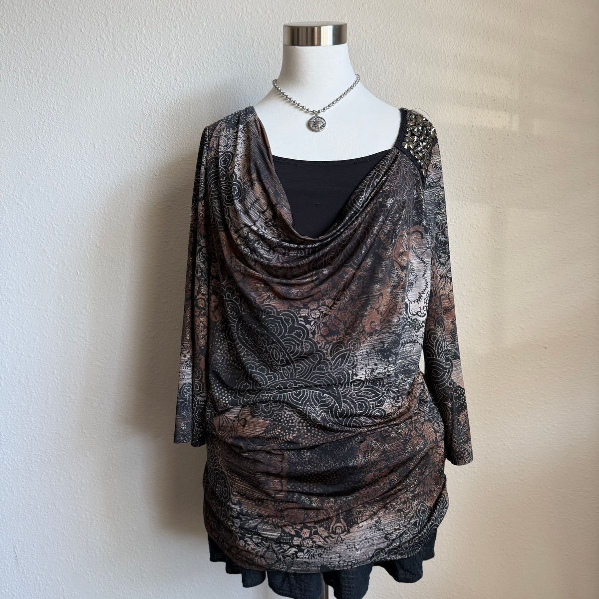 Tuscan grunge sleeved top