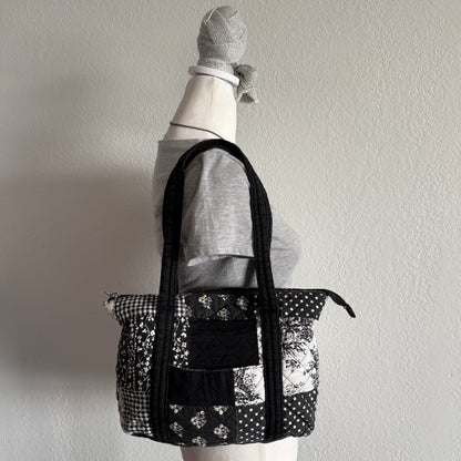 Cottage quilted shoulder bag