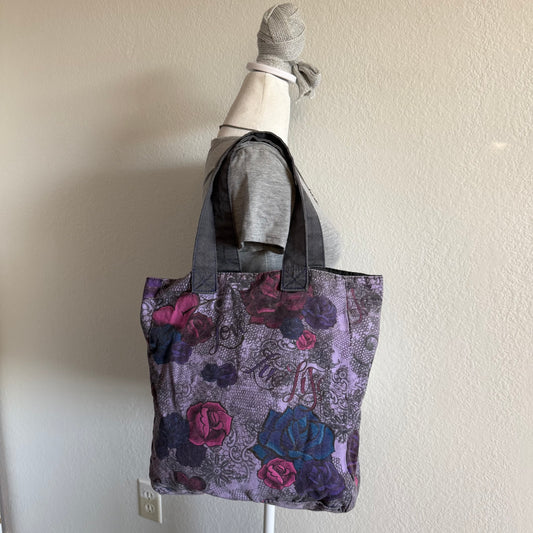 Grunge rose shoulder tote