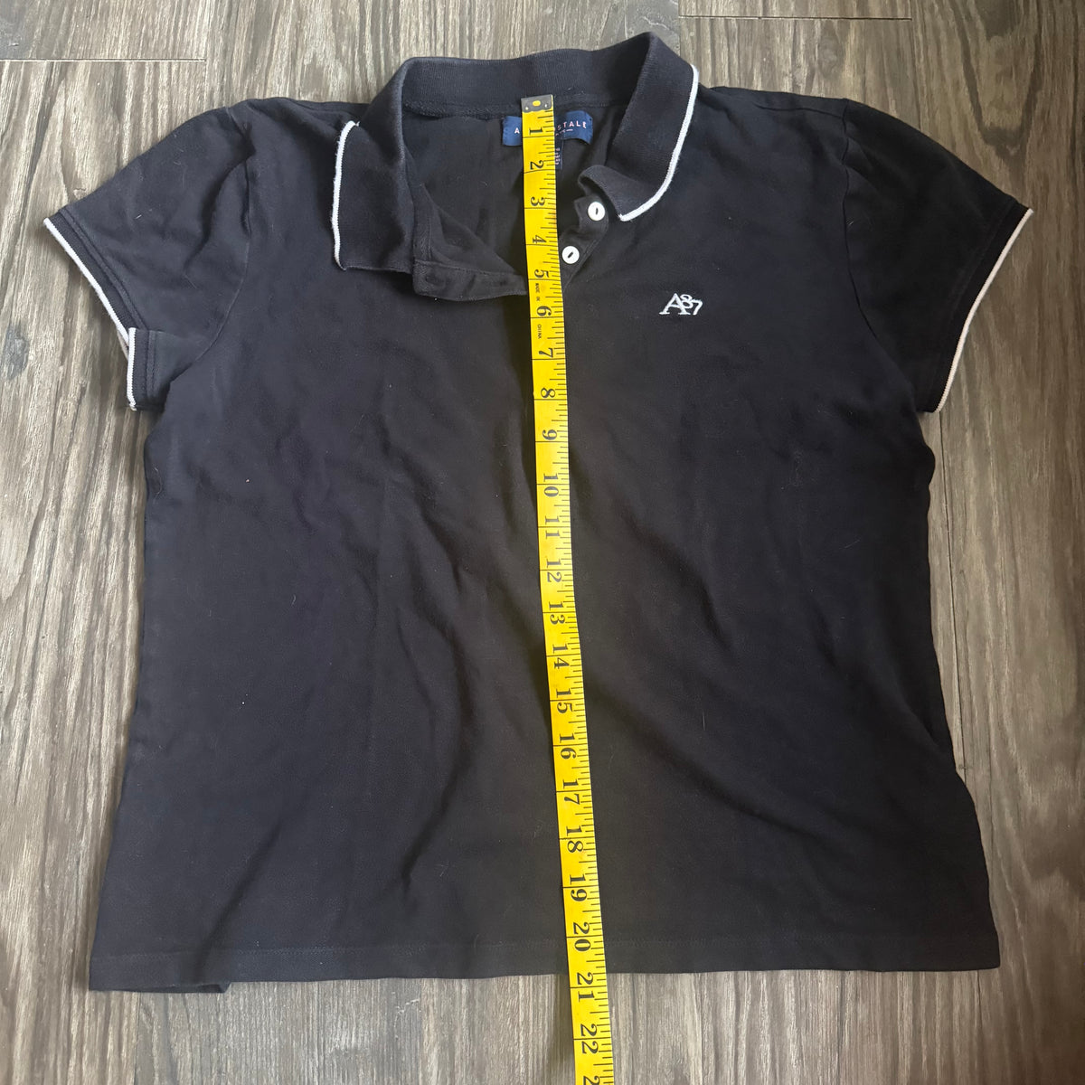 Aeropostale button up top
