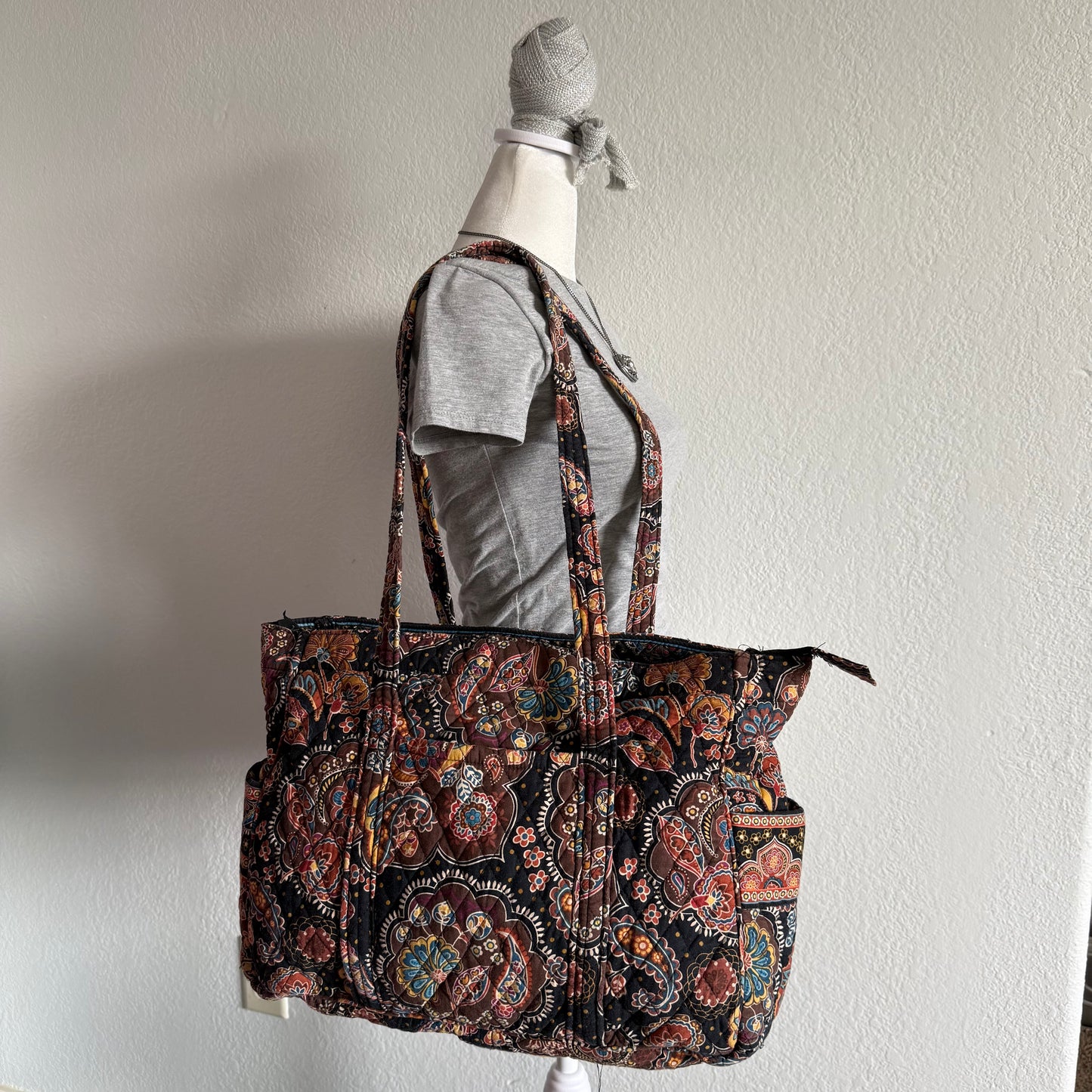 Vera Bradley boho shoulder bag