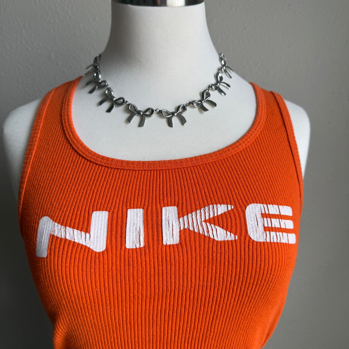 2000s Nike tank