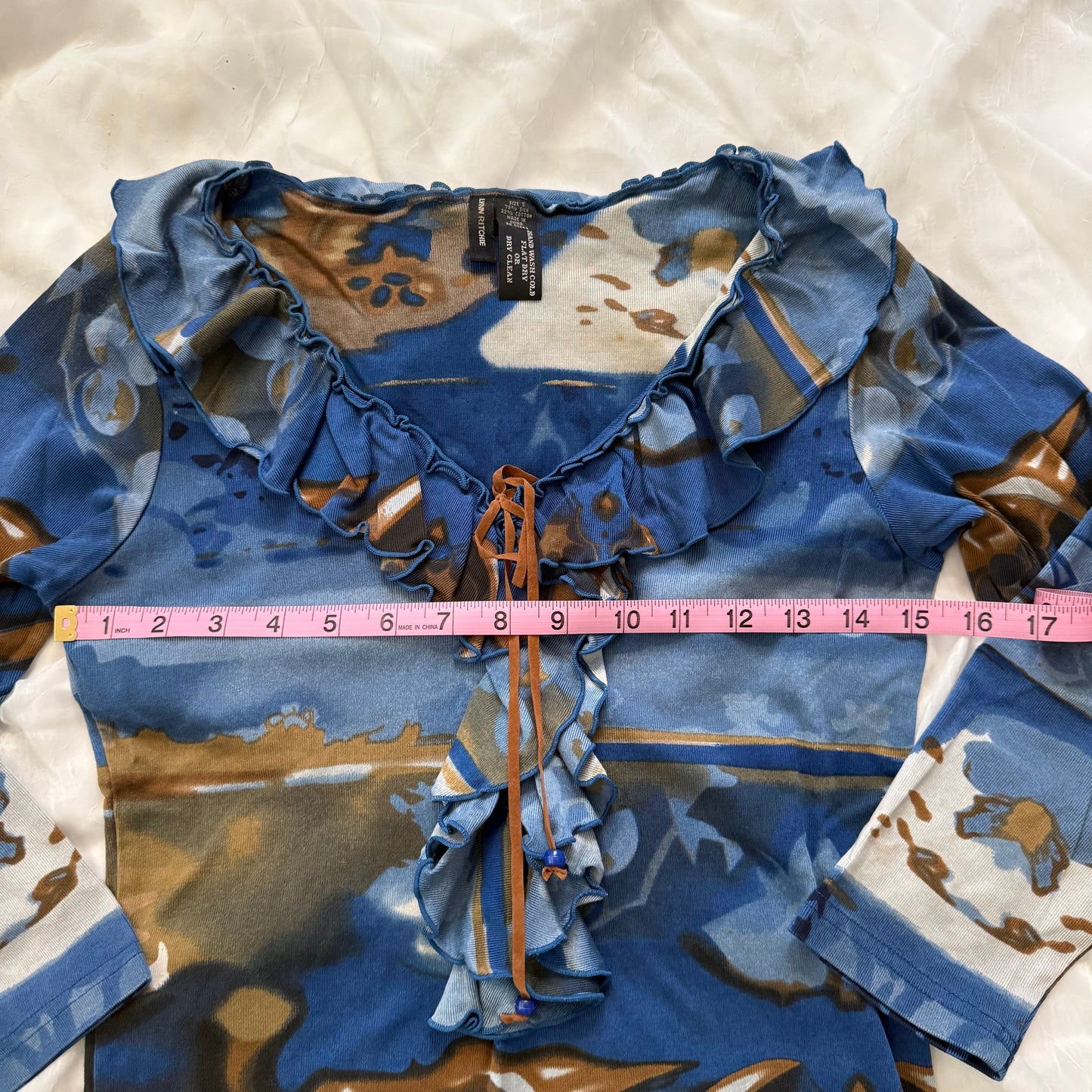 ruffle euro print sleeved top