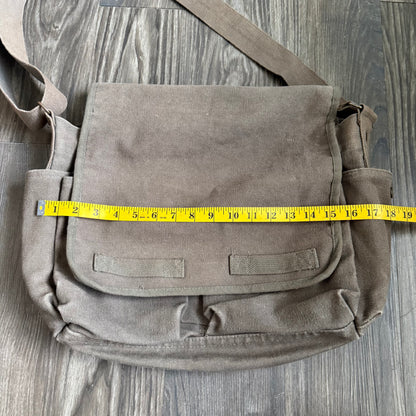 Grace’s messenger bag