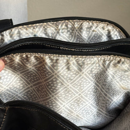 Mondani black shoulder bag