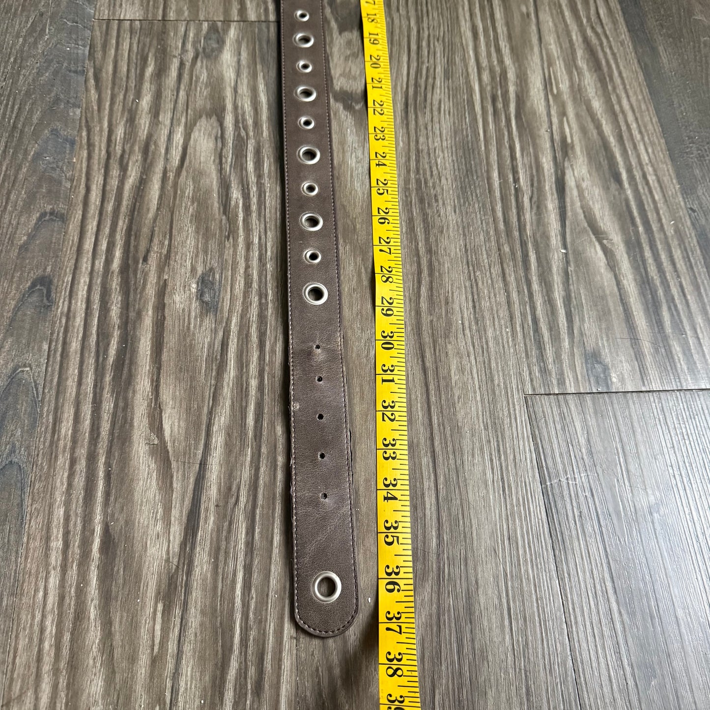 LEI grommet stud belt