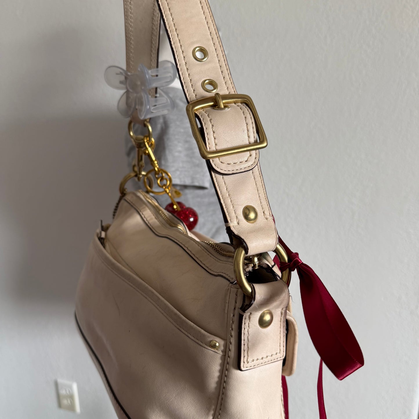 Coach Legacy Turn-lock shoulder bag