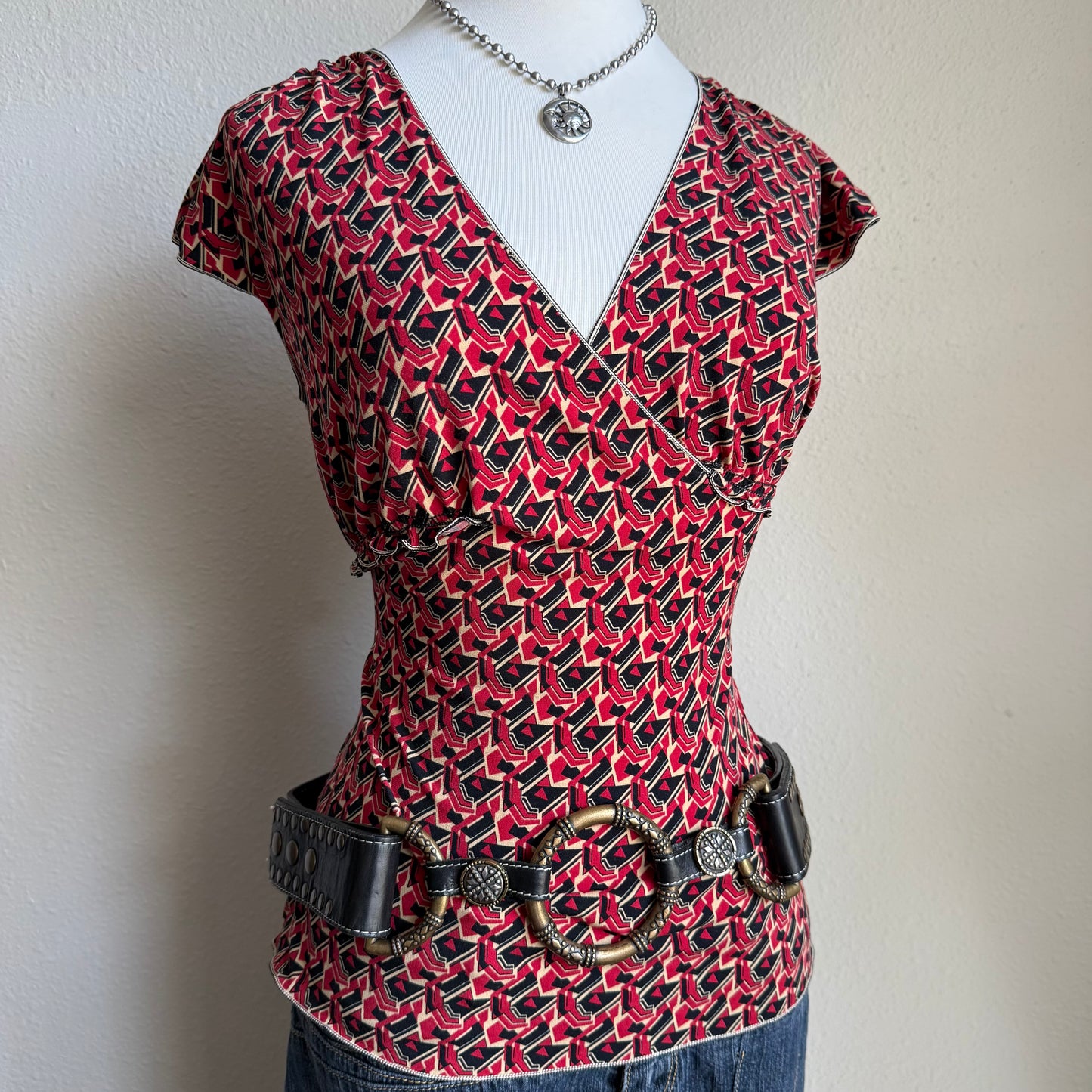 Red patterned picnic top