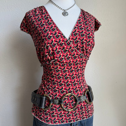 Red patterned picnic top