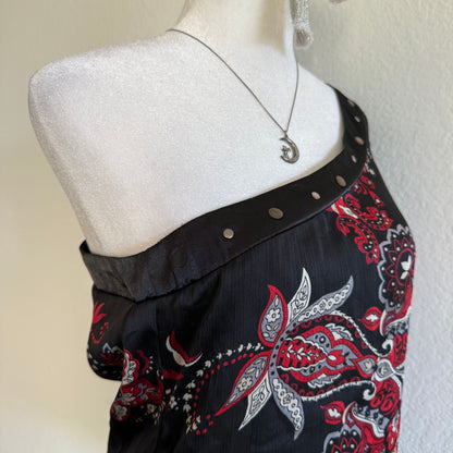 Paisley off shoulder sleeve top