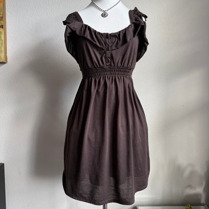Molly’s brown fall dress