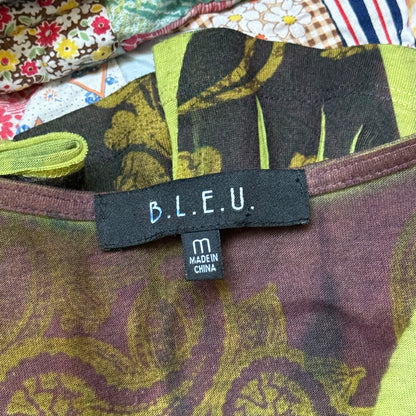 Whimsy grunge green top