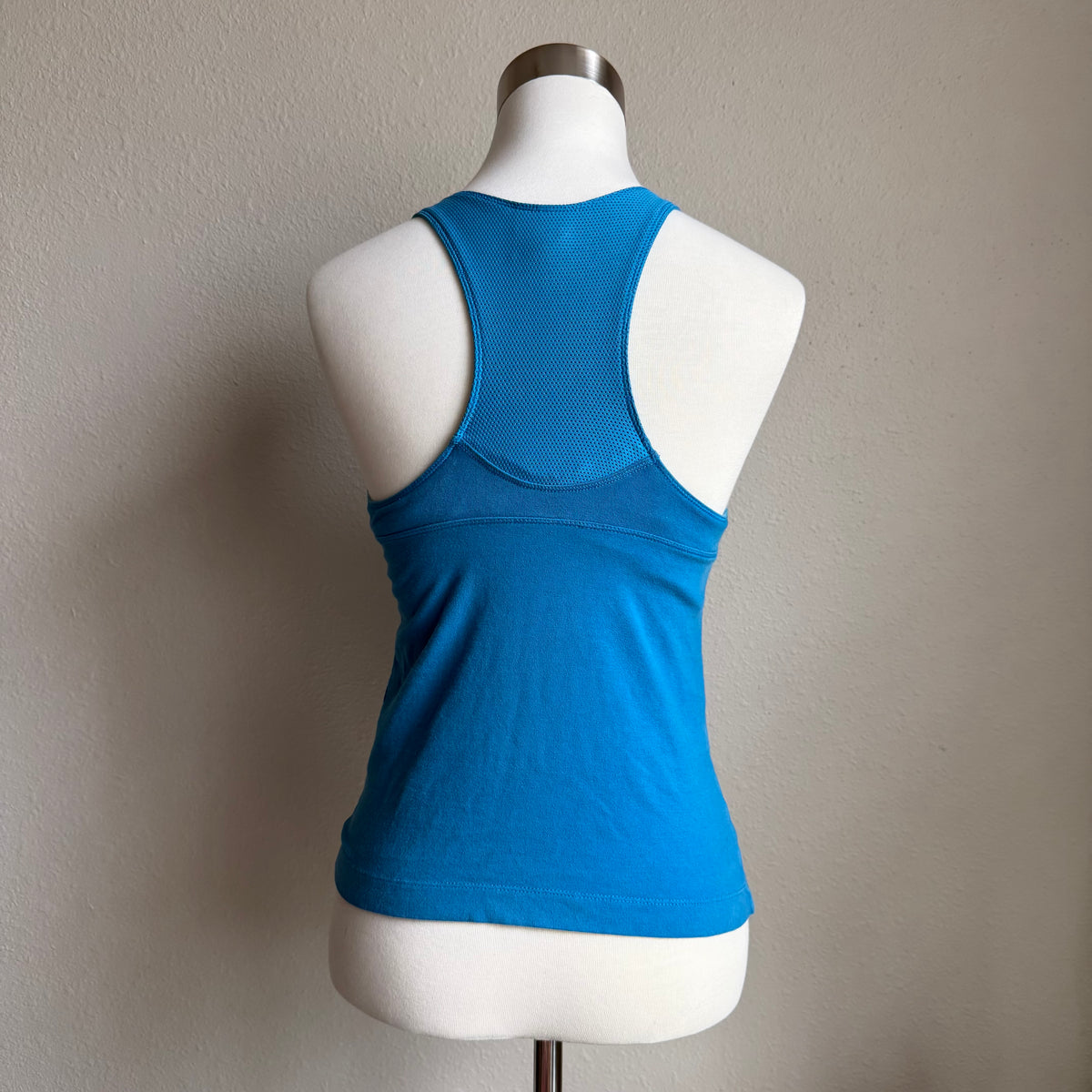 2000s Nike active tank