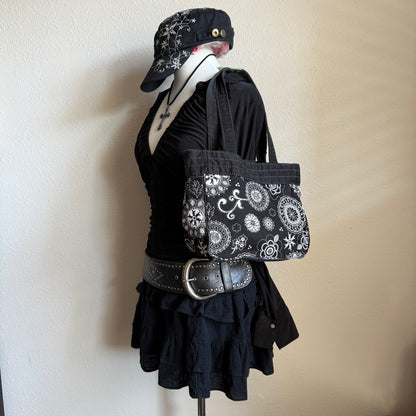 Zoe’s whimsical swirl bag