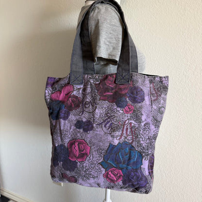 Grunge rose shoulder tote