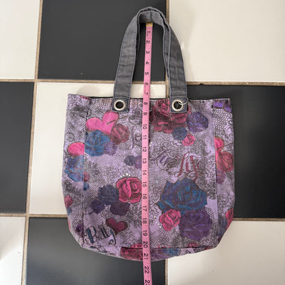 Grunge rose shoulder tote