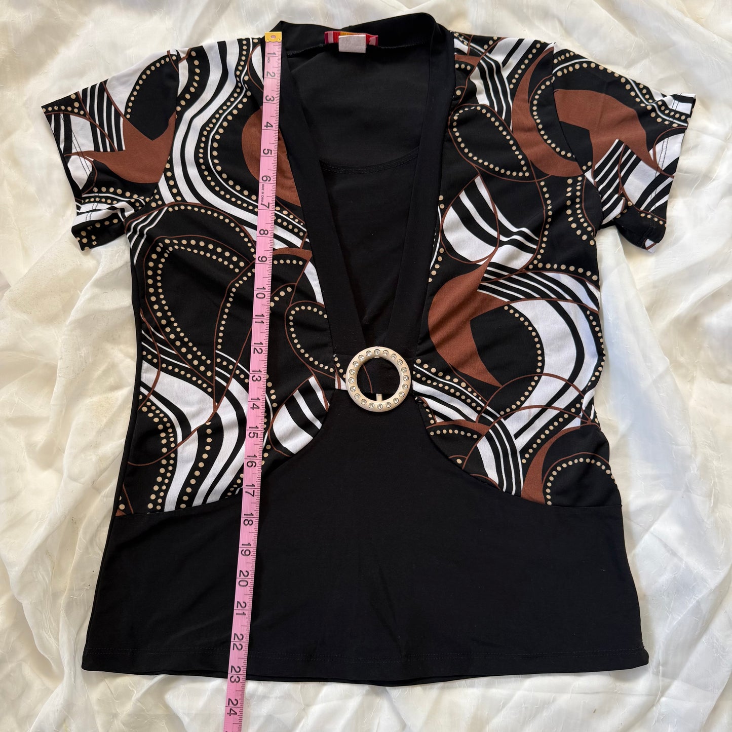 Retro patterned y2k top