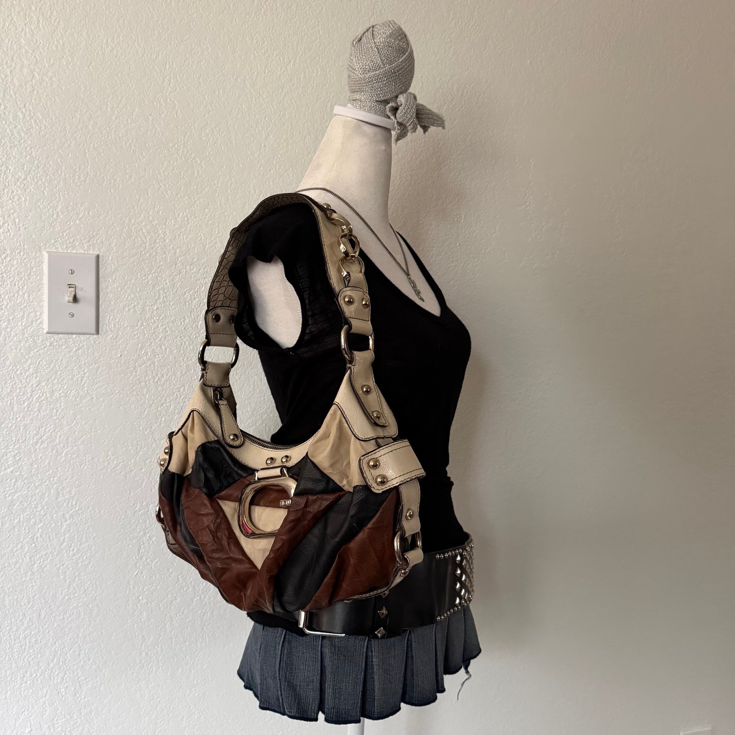 Vintage Guess shoulder bag