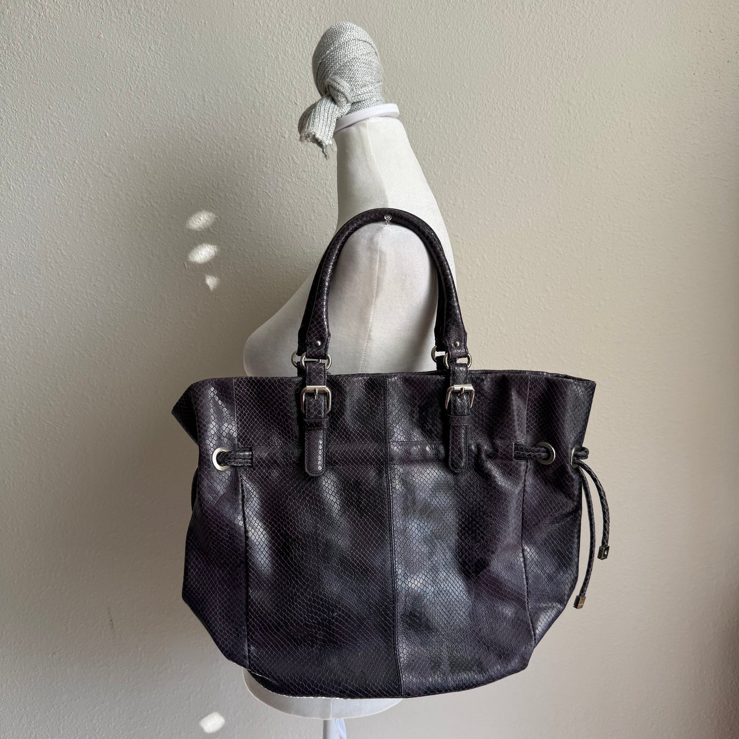 Faux Snakeskin purple shoulder bag