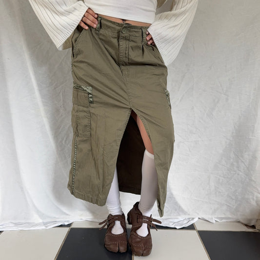 Abercrombie & Fitch cargo maxi