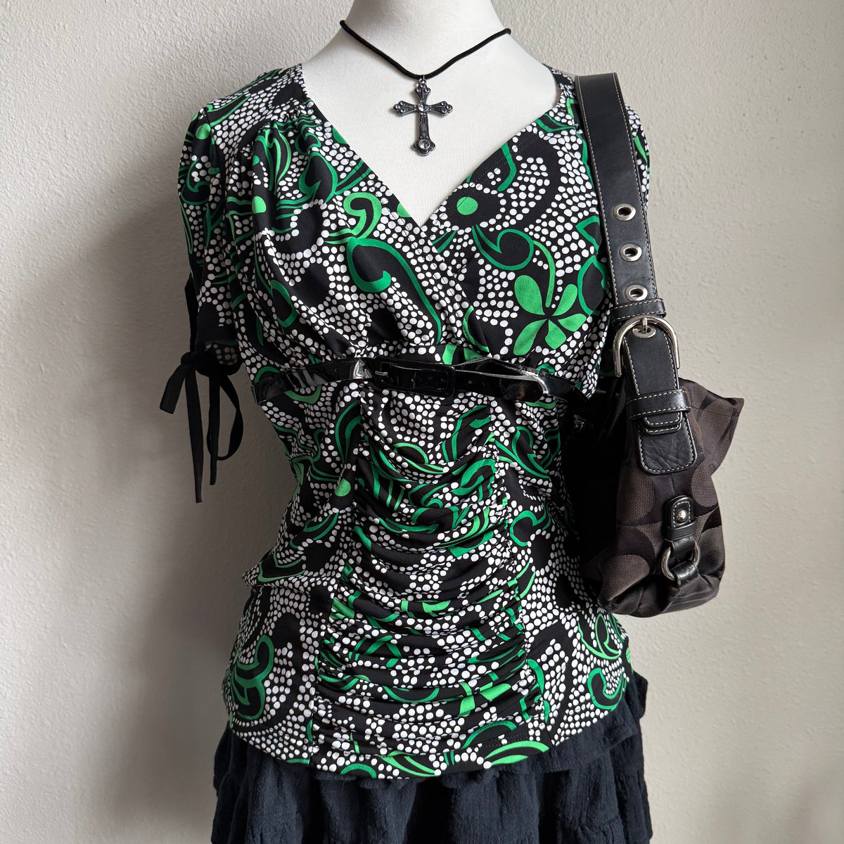 Eve’s flower patterned office top