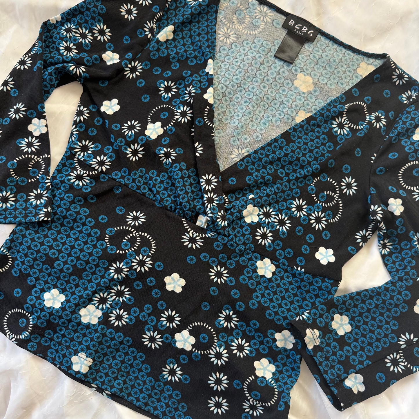 BCBG boho long sleeve top