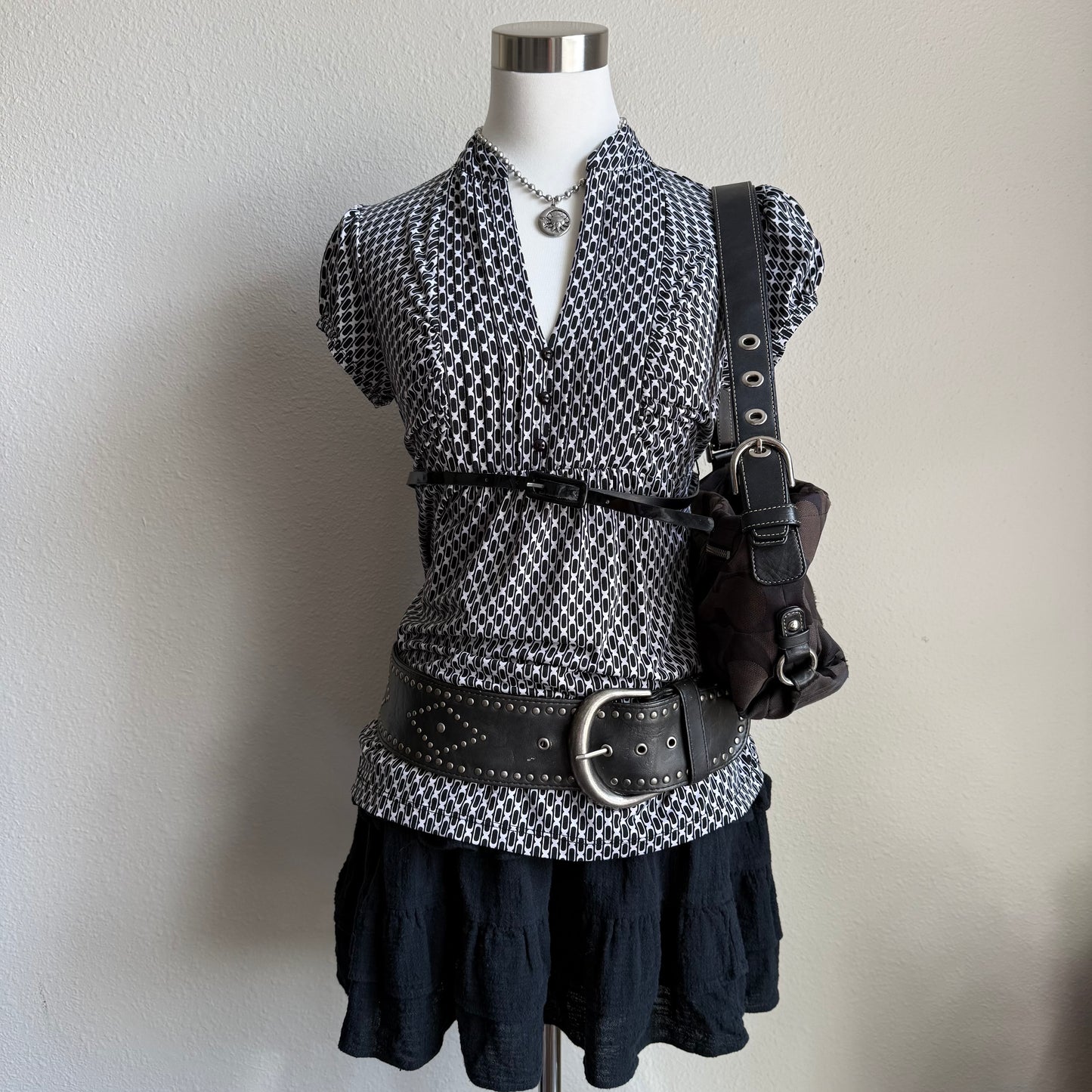 Office siren patterned top
