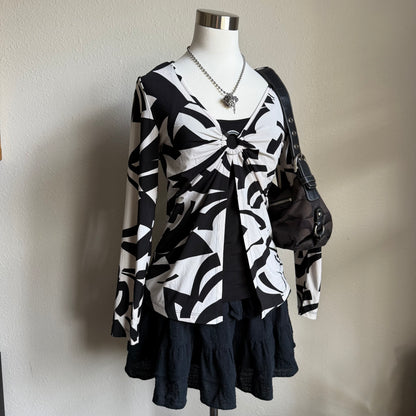 Suzanne’s patterned long sleeve top