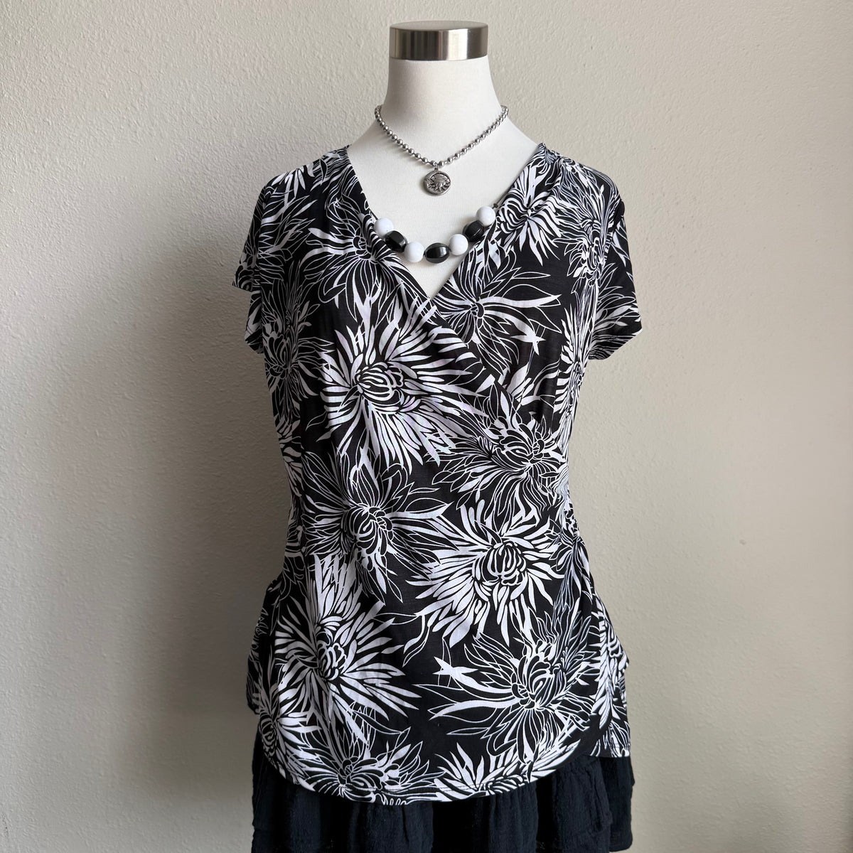 Bebe flower beaded top
