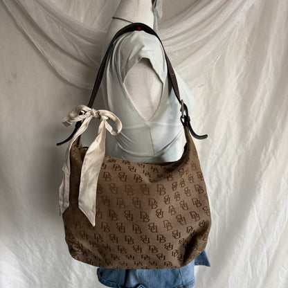 Dooney & Bourke shoulder bag