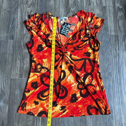Suzie’s tropical flower top