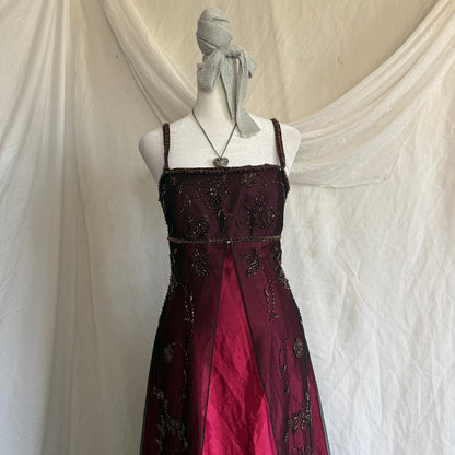 2000s Betsey flower beaded red prom gown