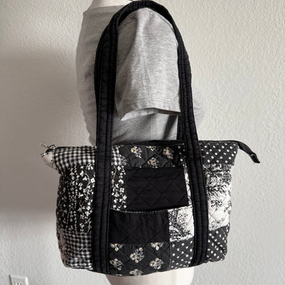 Cottage quilted shoulder bag
