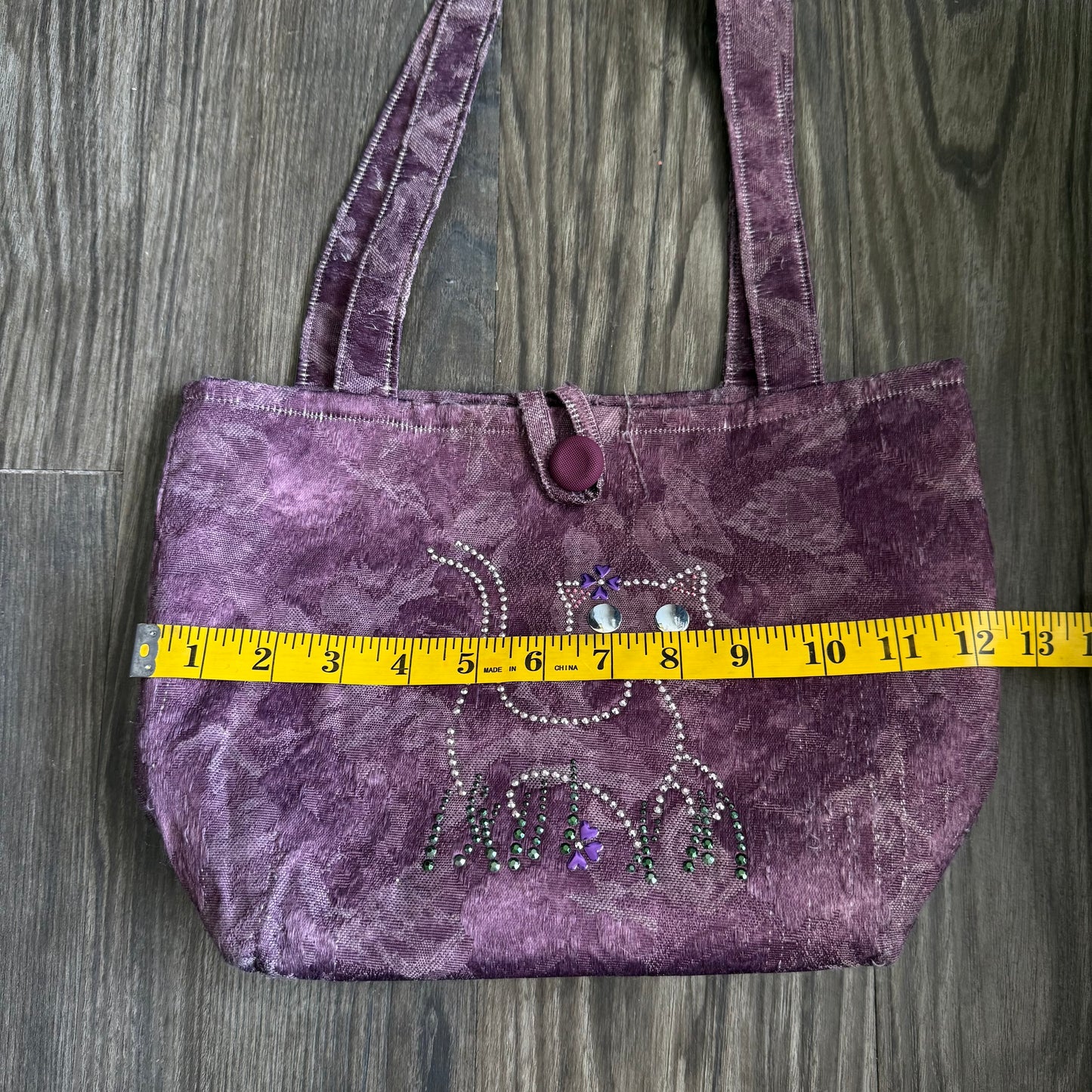 Whimsical cat shoulder bag